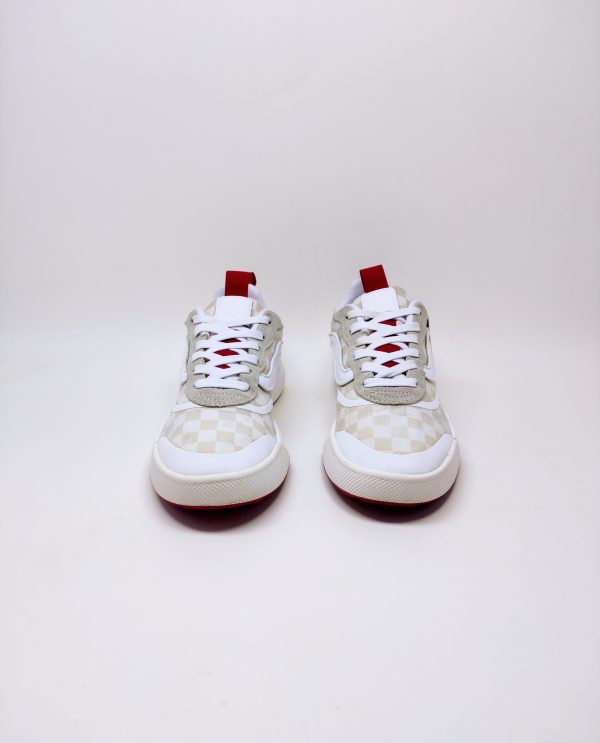 Vans Ultra-Range Leila Sneaker - Image 3