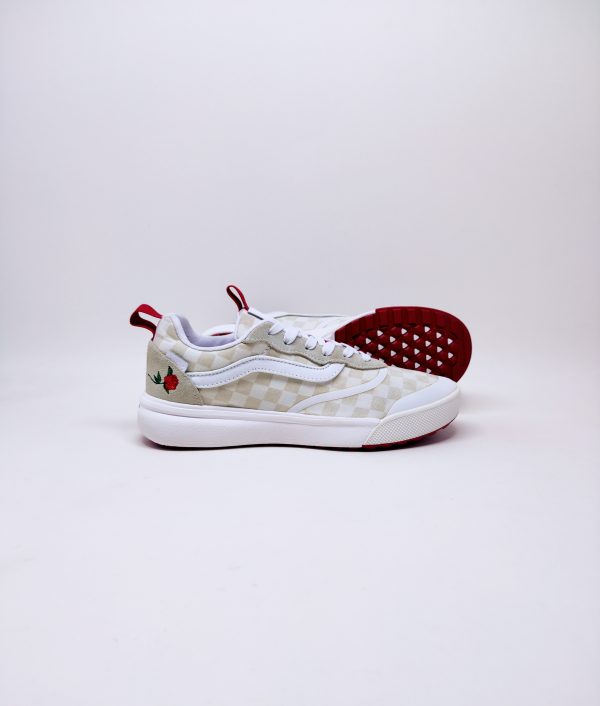 Vans Ultra-Range Leila Sneaker - Image 2