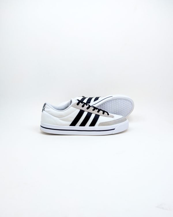 Adidas Mens Retrovulc Sneaker - Image 2