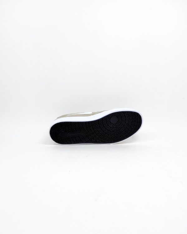 Nike Charge Canvas SB Sneaker - Image 4