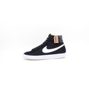 Nike Blazer Mid 77 Sneaker