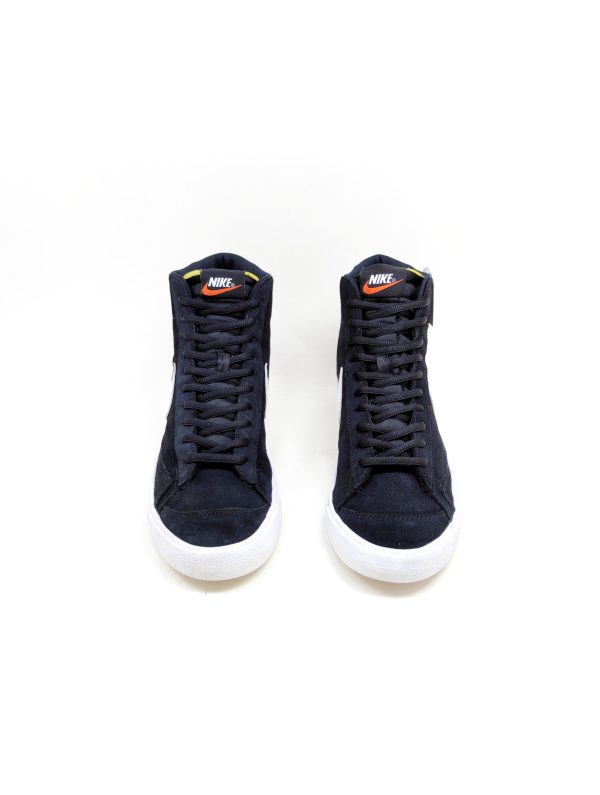 Nike Blazer Mid 77 Sneaker - Image 3