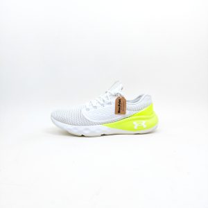 Under Armour Charged Vantage