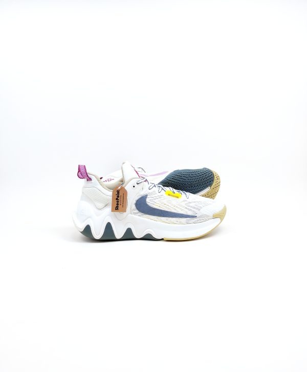 Nike Giannis Immortality Basketball - Image 2
