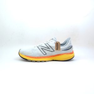 New Balance FreshFoam 860v12